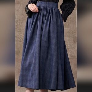 Linennaive FUTURE 4 | TARTAN WOOL SKIRT IN BLUE